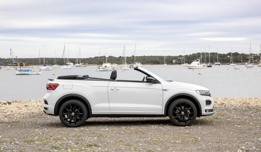  Volkswagen T-Roc Cabriolet R-Line 2019 года  (WW) (фото 21 из 137)